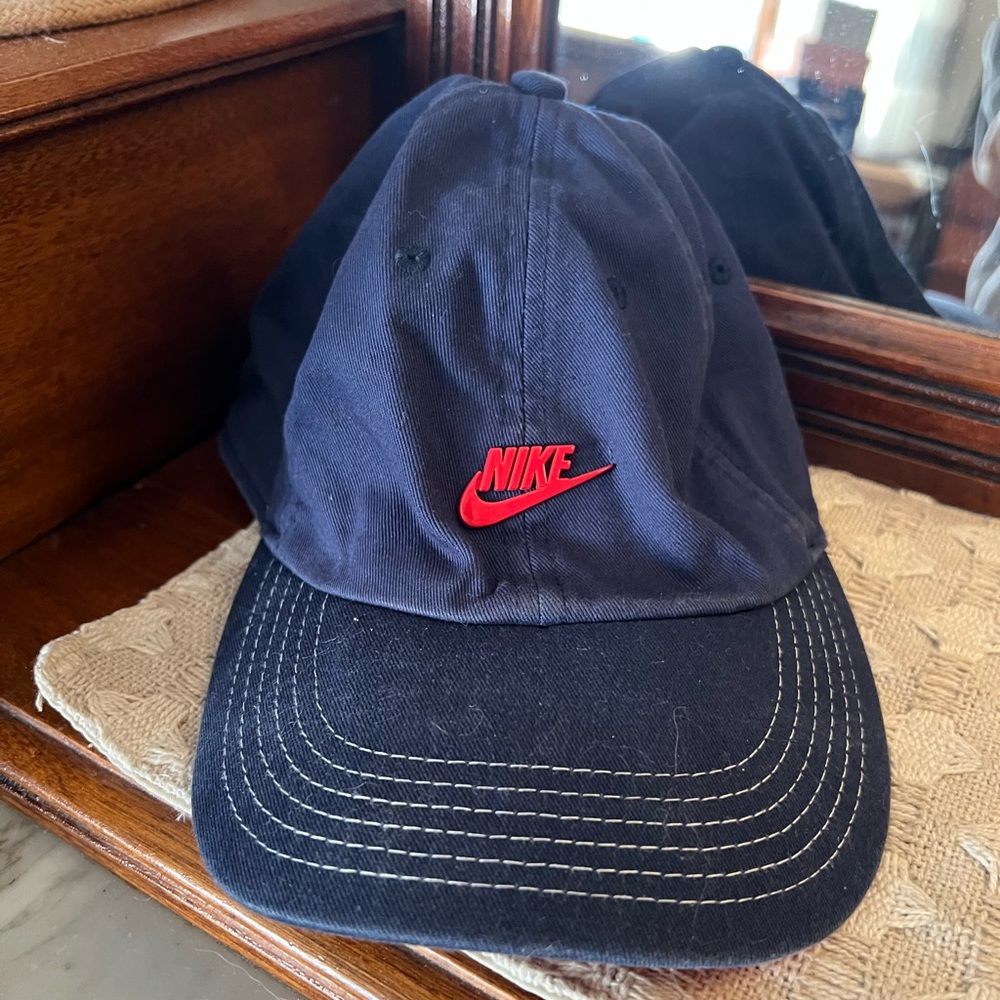 NIKE S1ZE Classic Heritage 86 Cotton Adjustable Ball Cap Hat Blue Red Youth OSFM